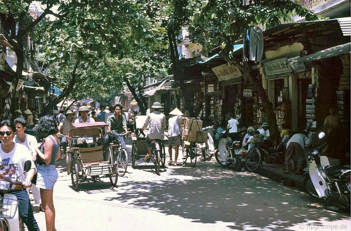 Góc phố Hà Nội 1993.